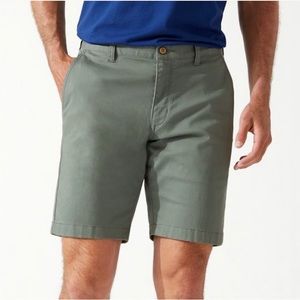 Chino Tommy Bahama shorts